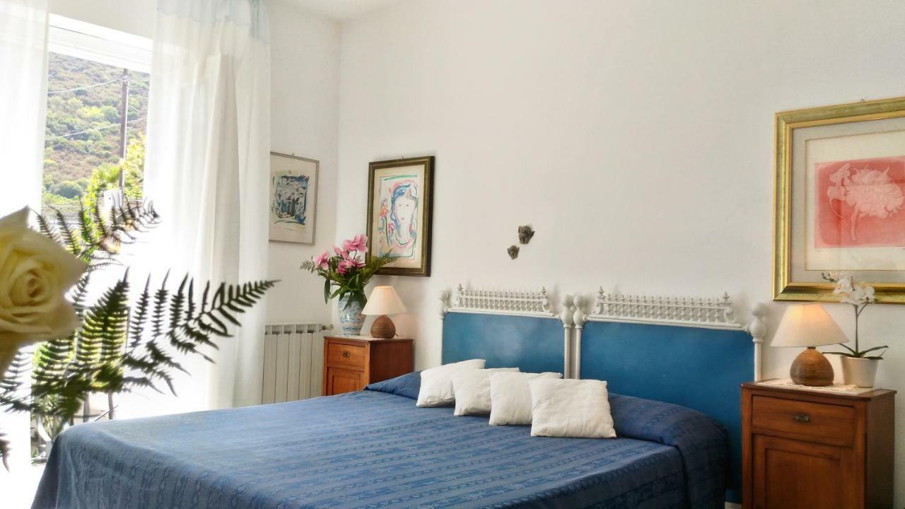 Villa Vista Mare Mela Lipari  Exterior foto